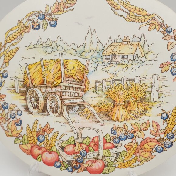 VTG Cloverleaf Melamine Chopping Board Harvest Cart Pumpkins Scene  NWT - Picture 2 of 8